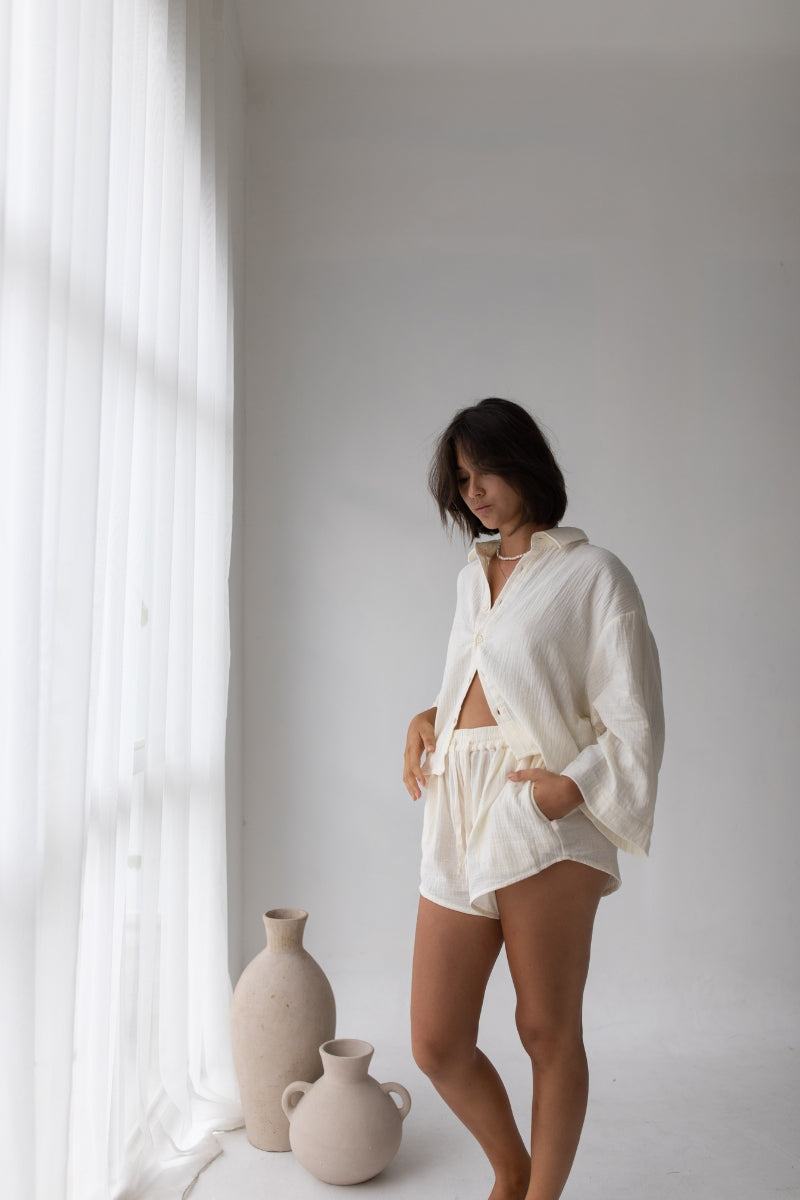 lilly set in sand - akura the label